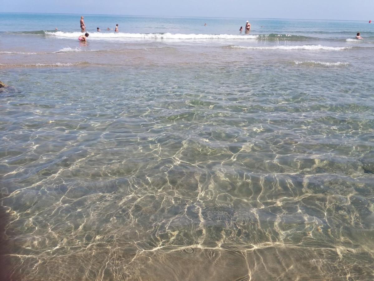 Fabiene Familyholidays 切法卢 外观 照片